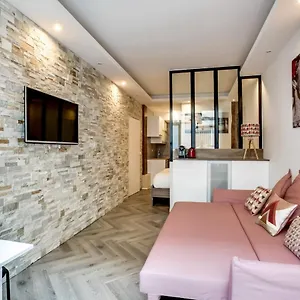 https://cosy-apartment-galeries-lafayette.fr-paris.fr